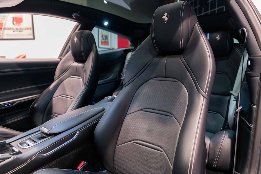 Ferrari GTC4 Lusso V12