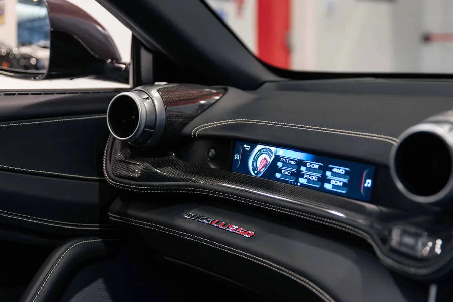 Ferrari GTC4 Lusso V12