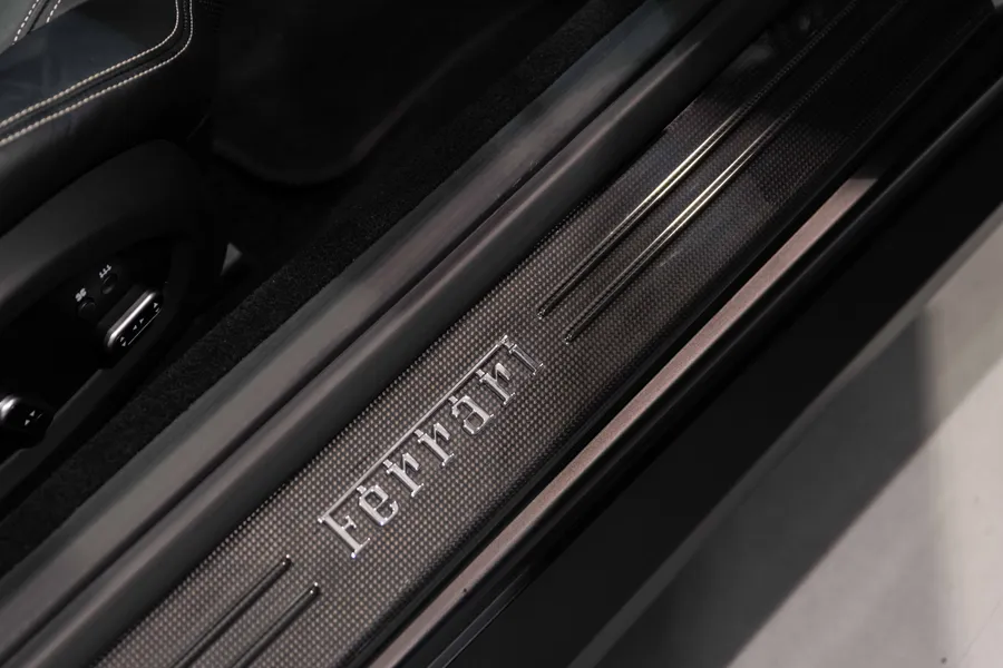 Ferrari GTC4 Lusso V12