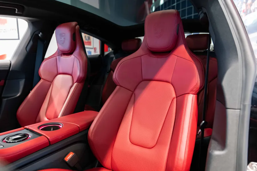 Porsche Taycan 4S