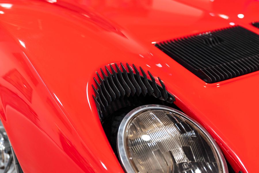 Lamborghini Miura P400