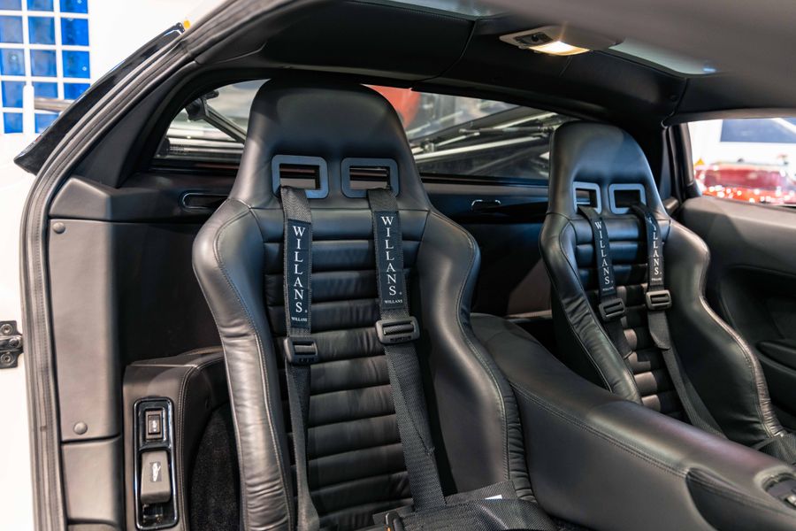 Jaguar XJ220 S