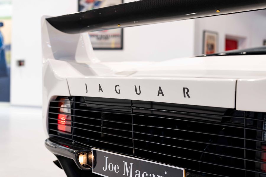 Jaguar XJ220 S