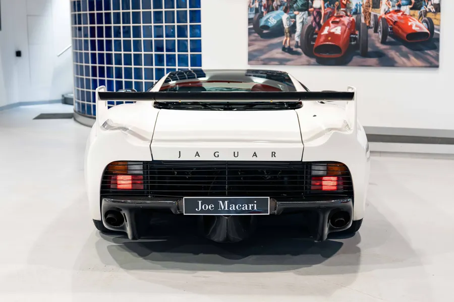 Jaguar XJ220 S