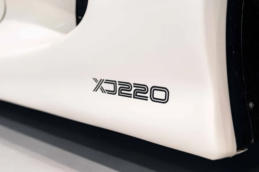 Jaguar XJ220 S