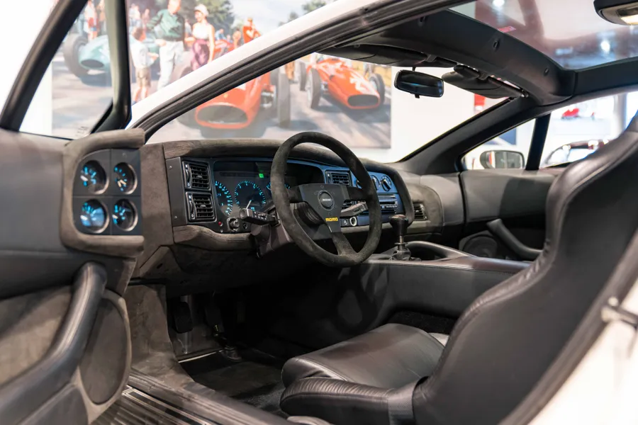 Jaguar XJ220 S