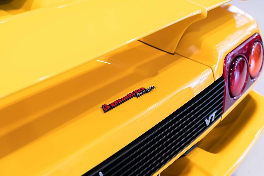 Lamborghini Diablo VT Roadster