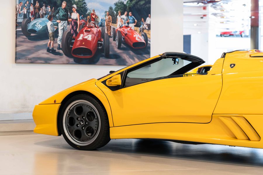 Lamborghini Diablo VT Roadster