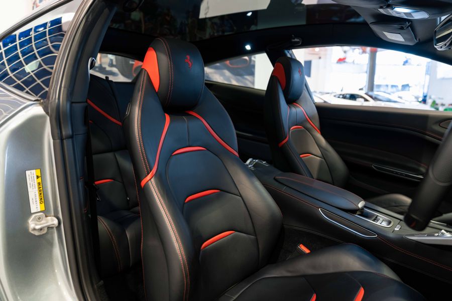 Ferrari GTC4 Lusso T