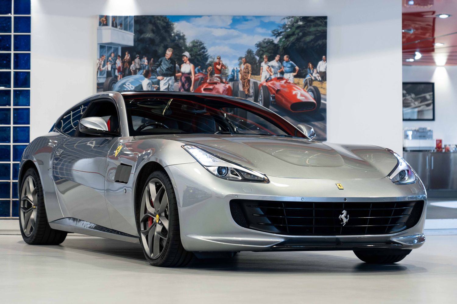 Ferrari GTC4 Lusso T