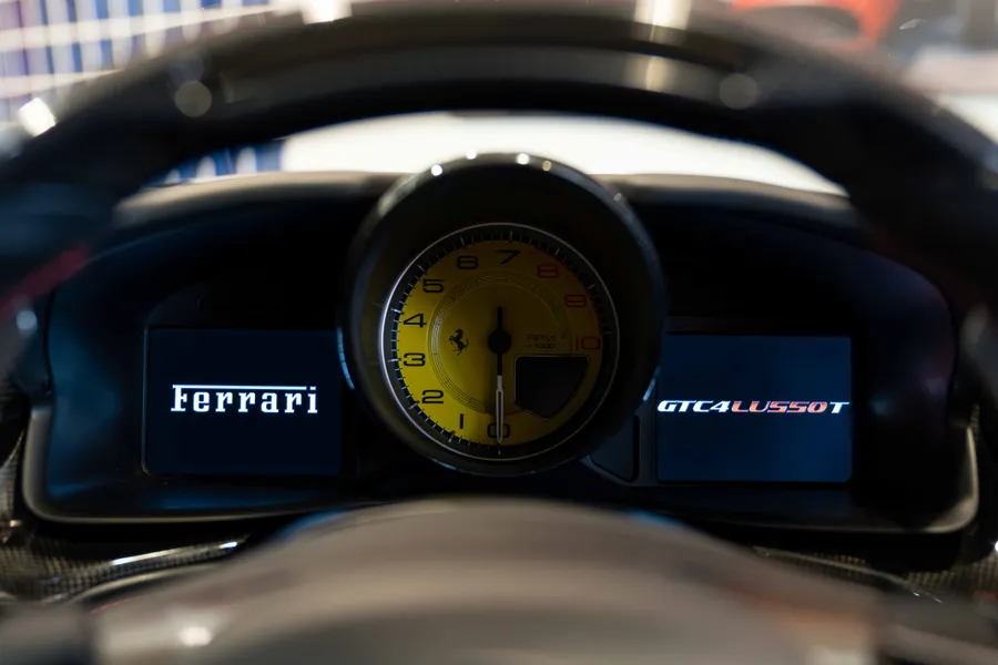 Ferrari GTC4 Lusso T