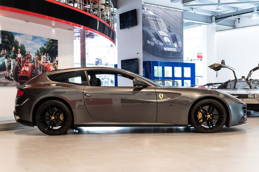 Ferrari FF