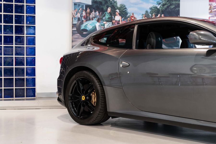 Ferrari FF