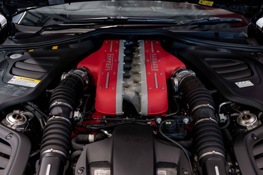 Ferrari GTC4 Lusso V12