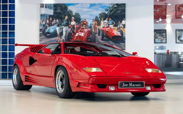 Lamborghini Countach 25th Anniversary