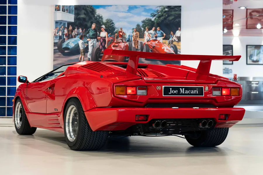 Lamborghini Countach 25th Anniversary