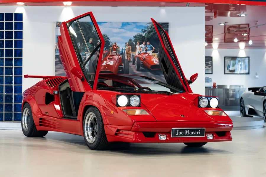 Lamborghini Countach 25th Anniversary