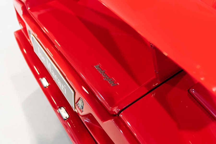Lamborghini Countach 25th Anniversary
