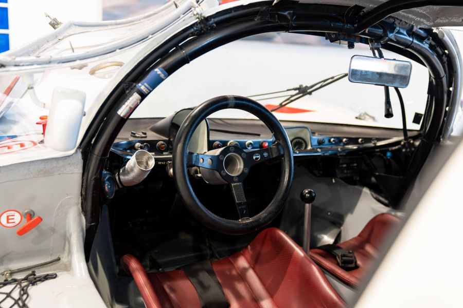 Porsche 910