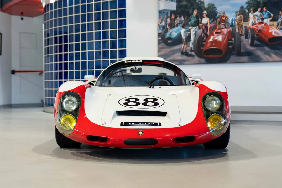 Porsche 910