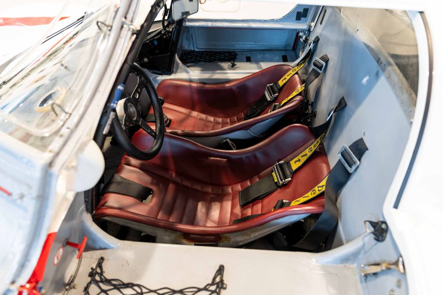 Porsche 910