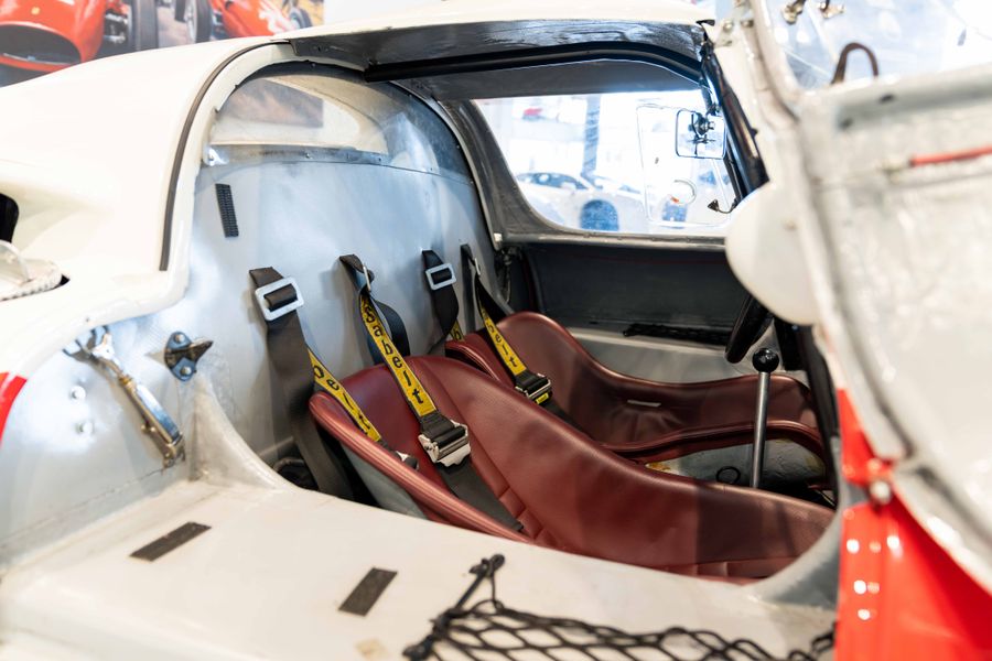 Porsche 910