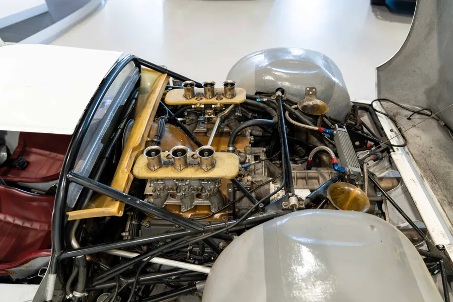 Porsche 910