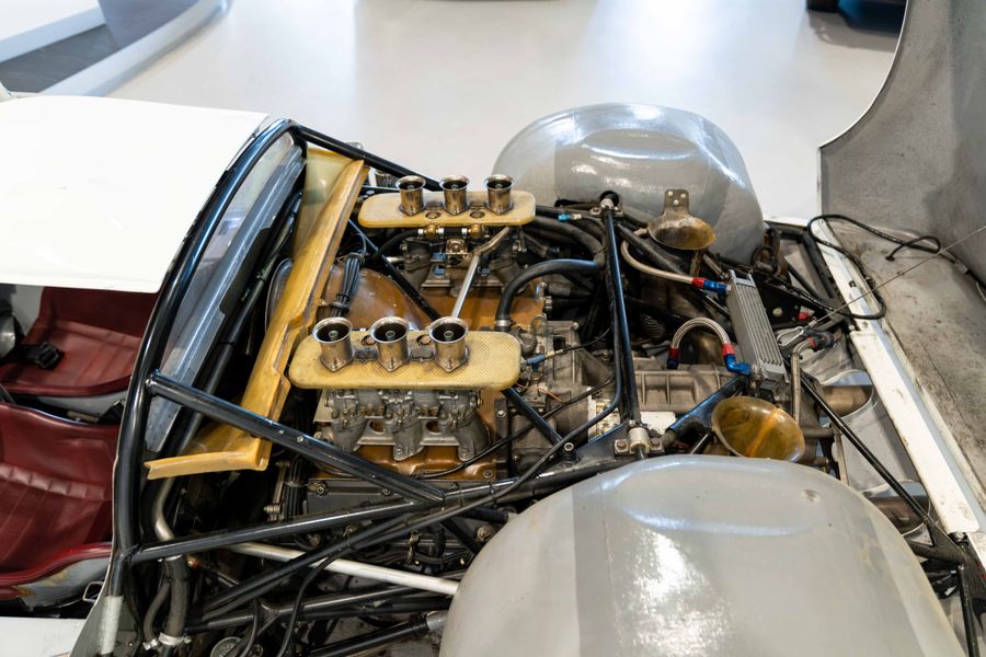 Porsche 910