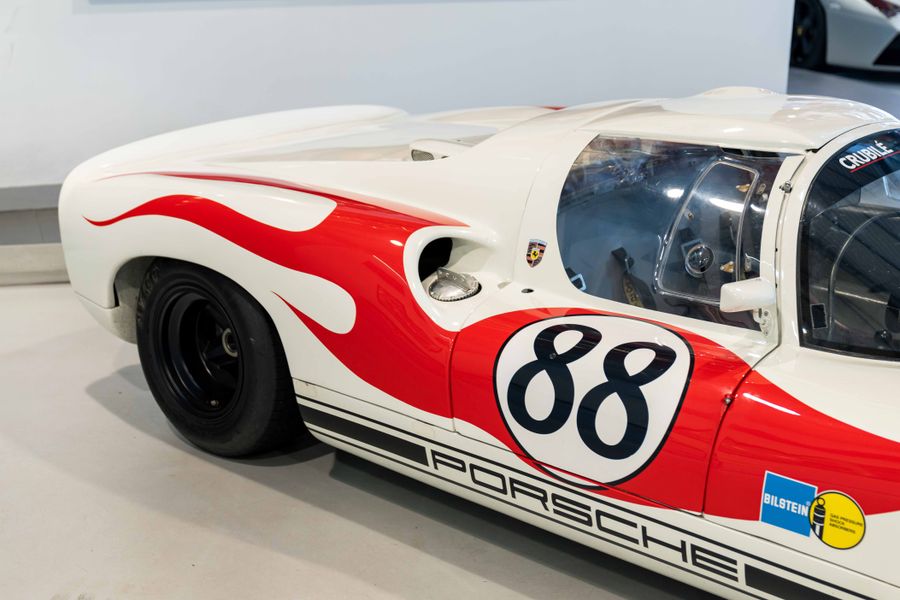 Porsche 910