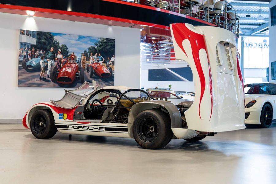 Porsche 910