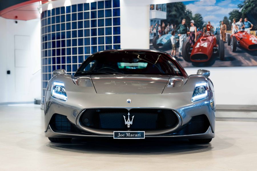 Maserati MC20