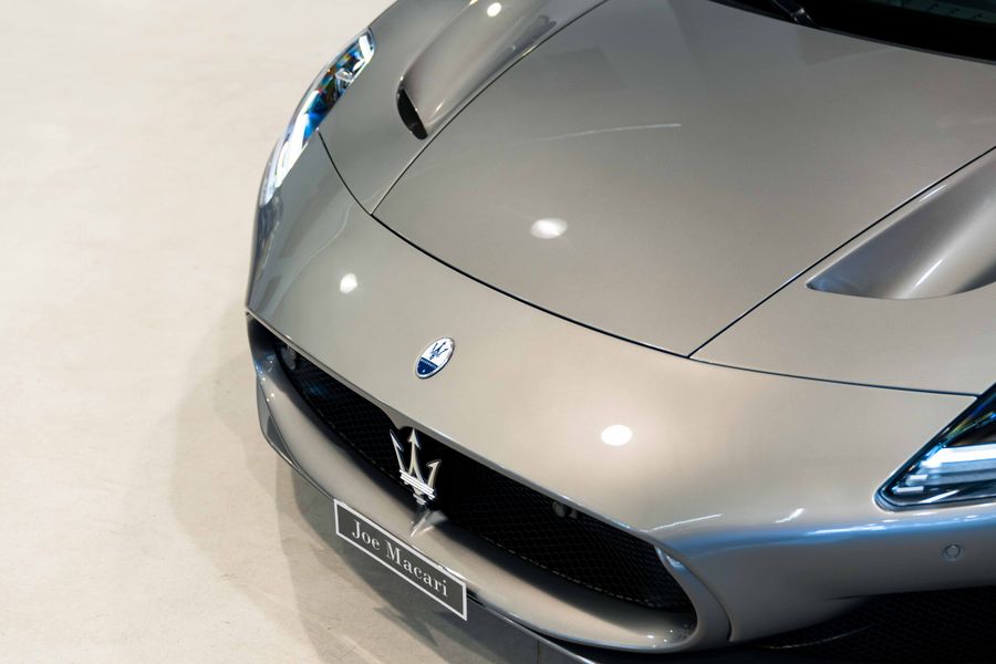 Maserati MC20