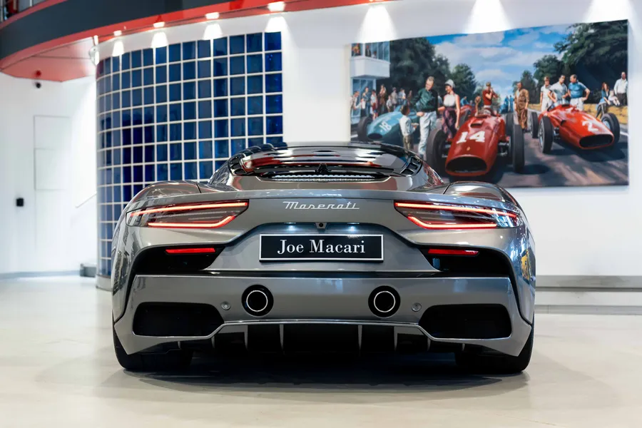 Maserati MC20