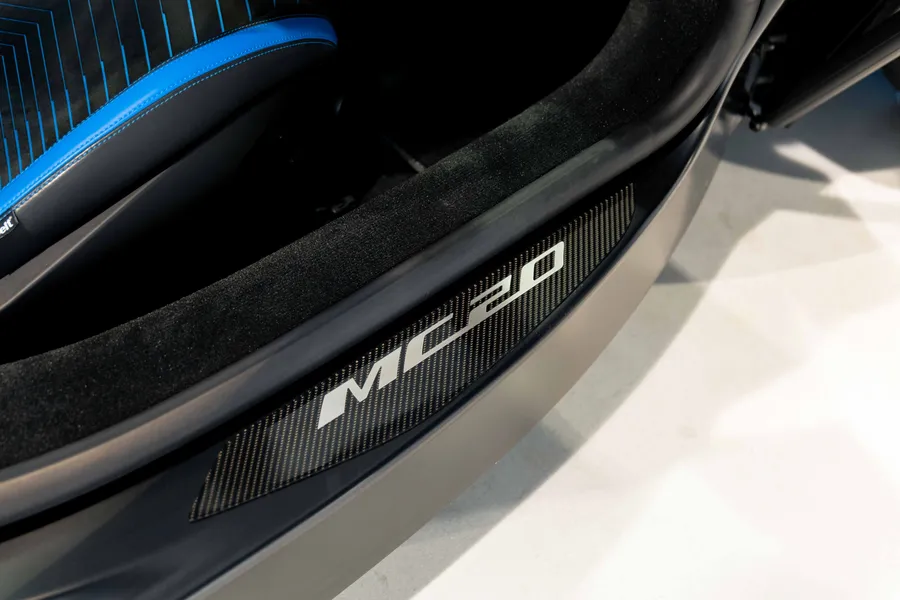 Maserati MC20