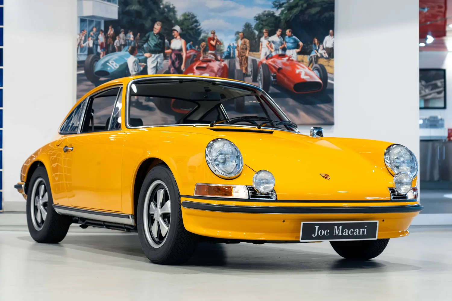 Porsche 911S 2.4 Coupe