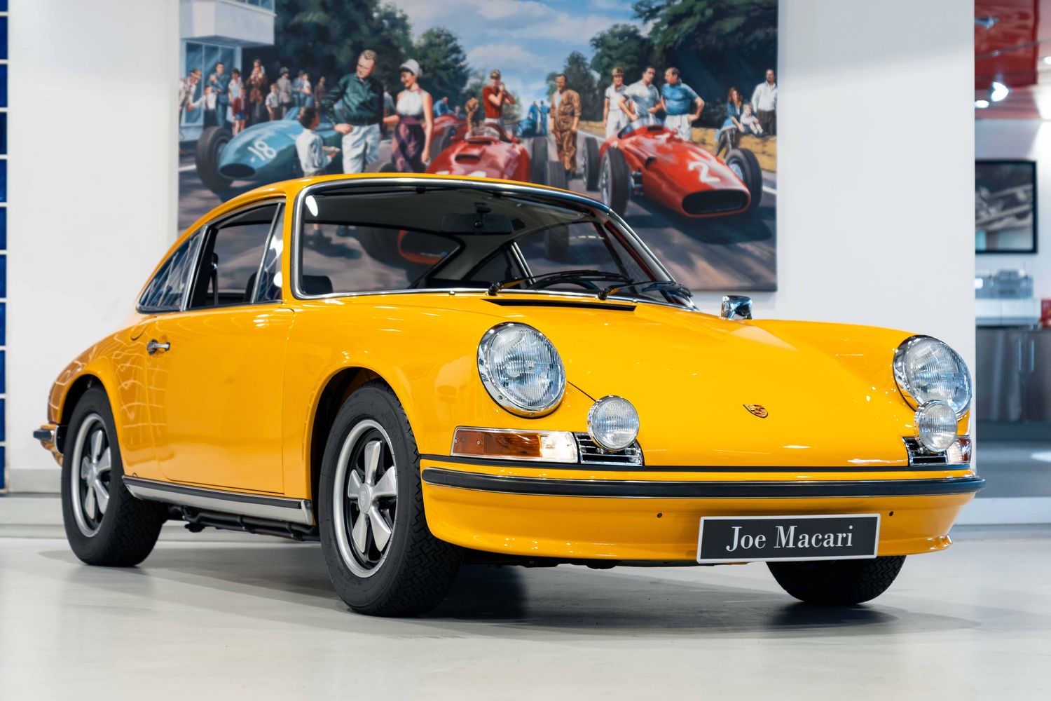 Porsche 911S 2.4 Coupe
