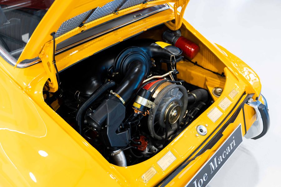 Porsche 911S 2.4 Coupe