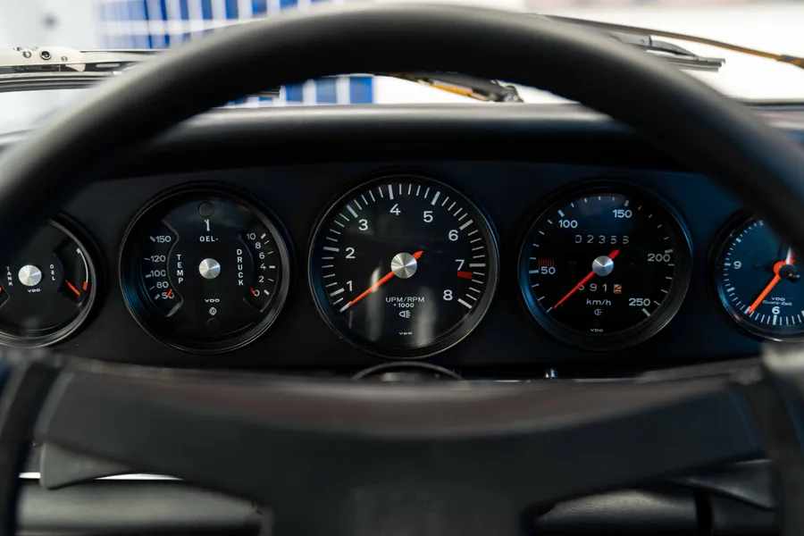 Porsche 911S 2.4 Coupe