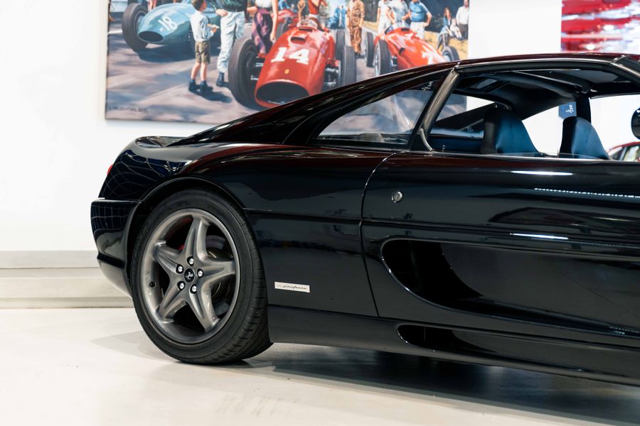 Ferrari F355 GTS