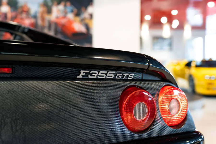 Ferrari F355 GTS