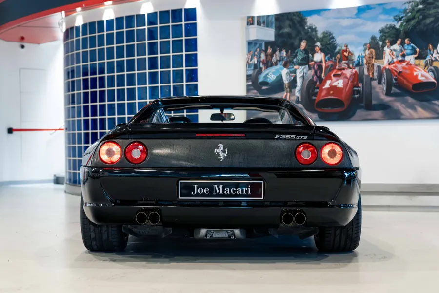 Ferrari F355 GTS
