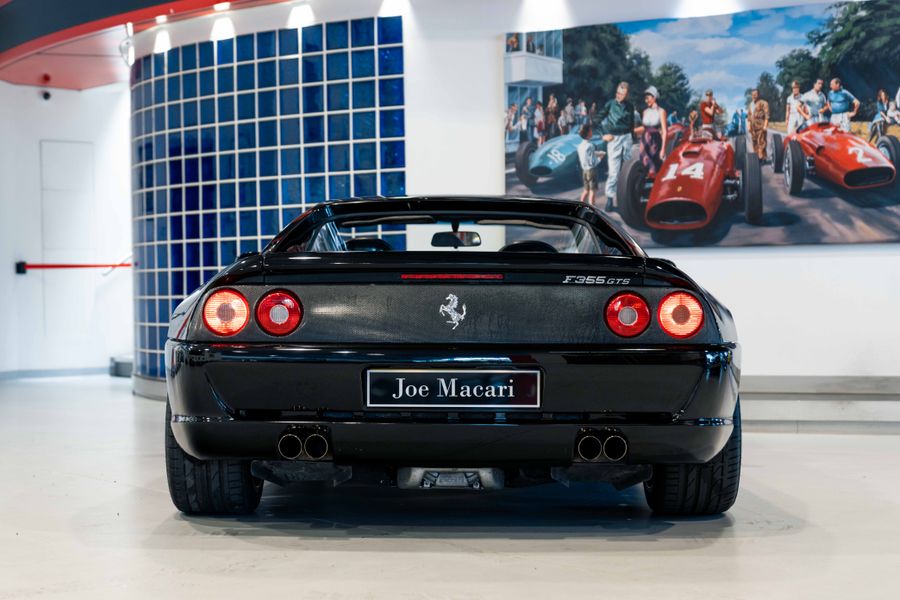 Ferrari F355 GTS