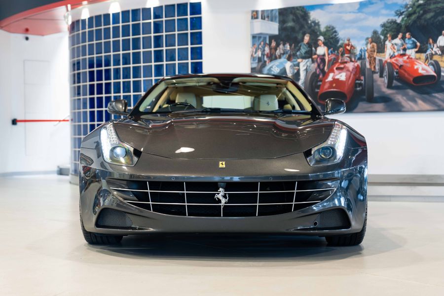 Ferrari FF