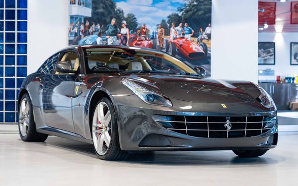 Ferrari FF