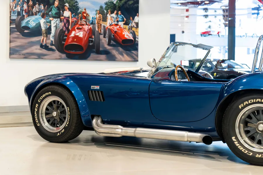 Shelby Cobra CSX4000 Series