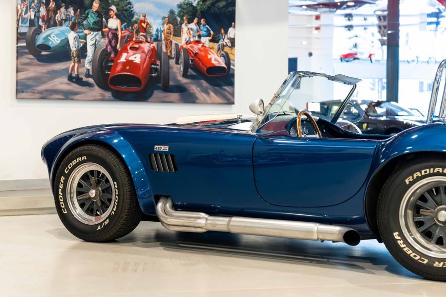 Shelby Cobra CSX4000 Series