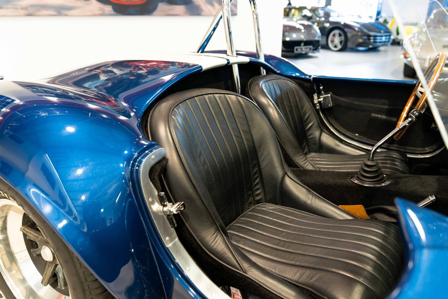 Shelby Cobra CSX4000 Series