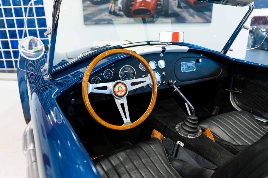 Shelby Cobra CSX4000 Series