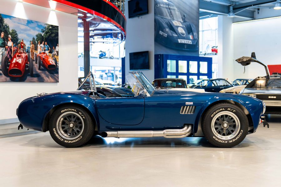 Shelby Cobra CSX4000 Series