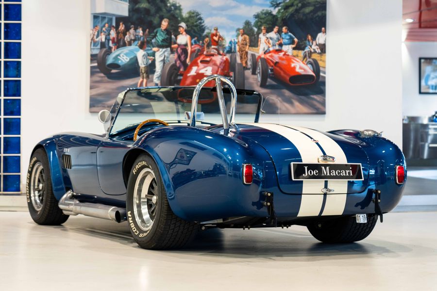 Shelby Cobra CSX4000 Series